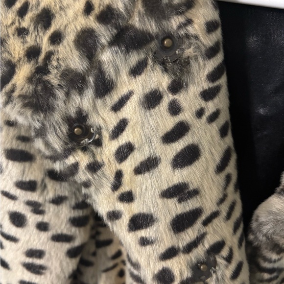 EUC Womens Faux Fur Evening Jacket XS Cheetah Old Money Upper Class Animal Print - Picture 5 of 12